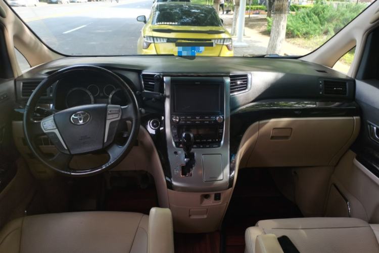 Used Toyota Alphard 2012 3.5L Luxury Edition Center Console