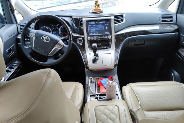 Used Toyota Alphard 2012 3.5L Luxury Edition Center Console