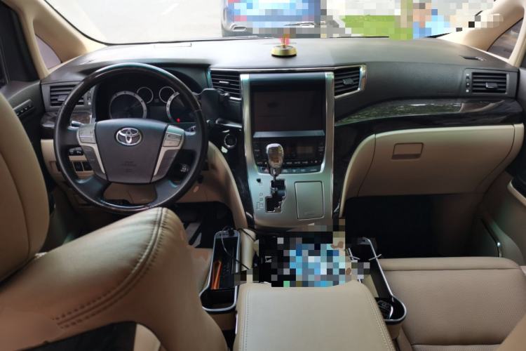 Used Toyota Alphard 2012 3.5L Luxury Edition Center Console