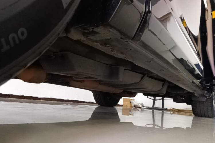 Used Toyota Alphard 2012 3.5L Luxury Edition Chassis Front Left