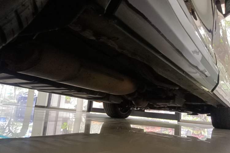 Used Toyota Alphard 2012 3.5L Luxury Edition Chassis Rear Right