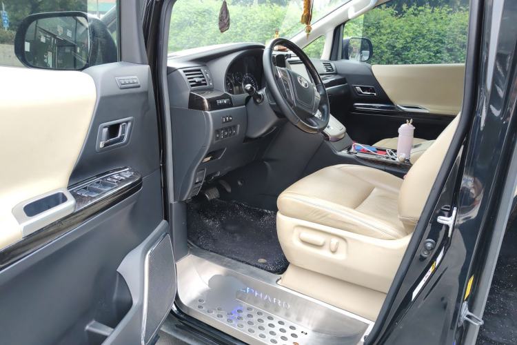 Used Toyota Alphard 2012 3.5L Luxury Edition Driver Seat