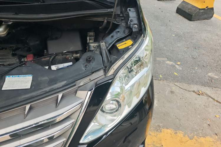 Used Toyota Alphard 2012 2.4L Luxury Edition Engine Bay Left