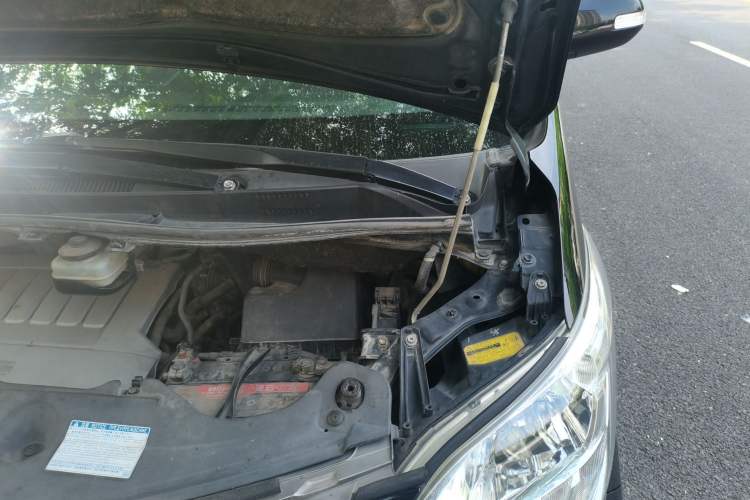 Used Toyota Alphard 2012 3.5L Luxury Edition Engine Bay Left