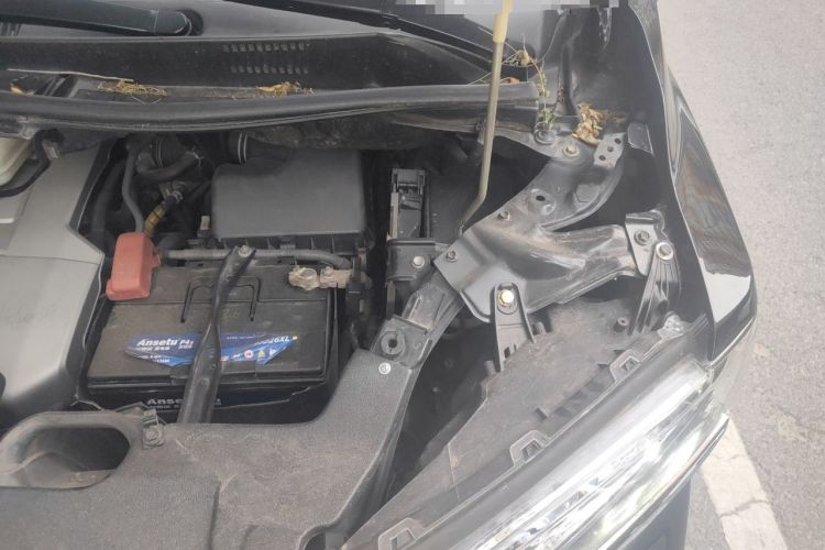 Used Toyota Alphard 2012 3.5L Luxury Edition Engine Bay Left