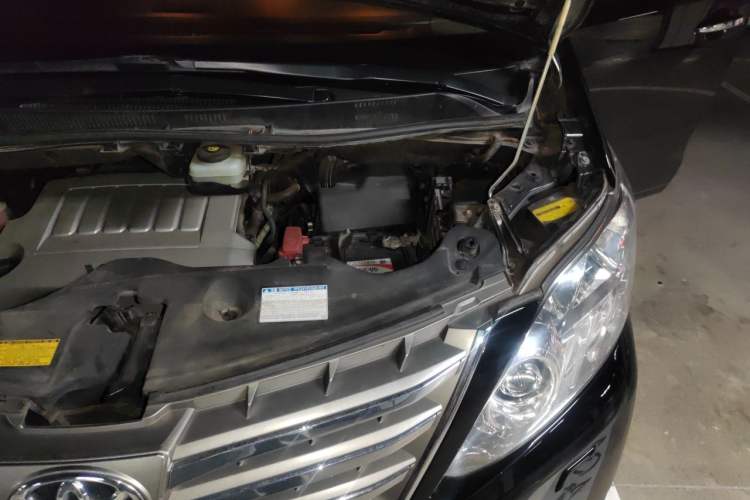 Used Toyota Alphard 2012 3.5L Luxury Edition Engine Bay Left