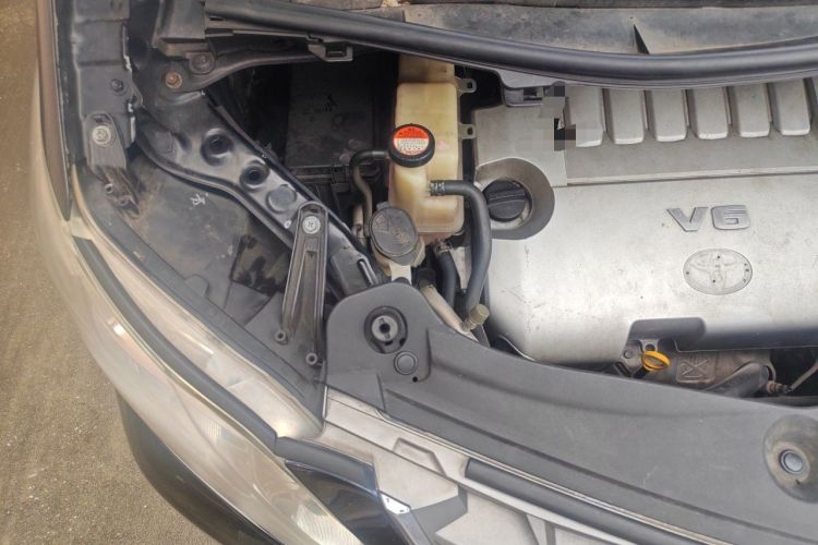 Used Toyota Alphard 2012 3.5L Luxury Edition Engine Bay Right