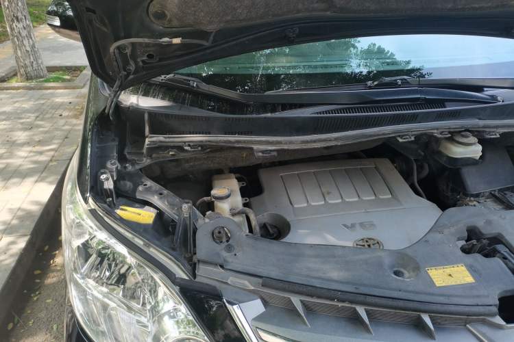 Used Toyota Alphard 2012 3.5L Luxury Edition Engine Bay Right