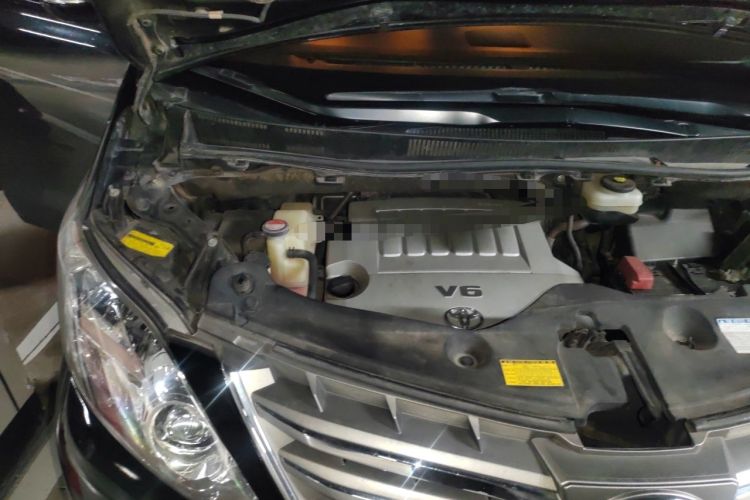 Used Toyota Alphard 2012 3.5L Luxury Edition Engine Bay Right