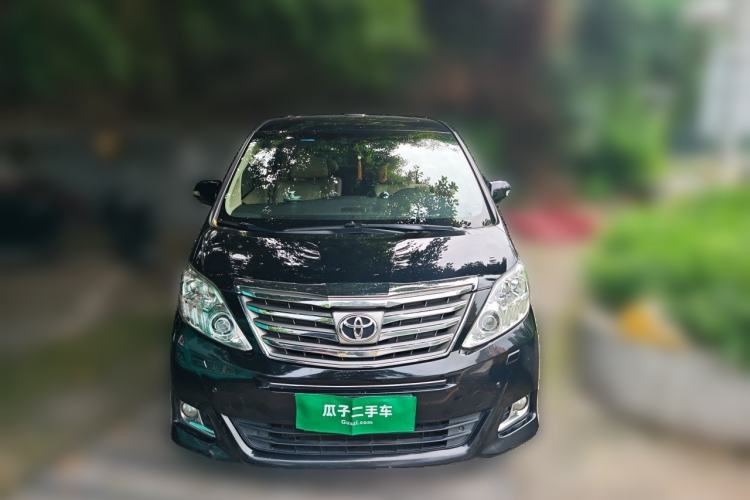 Used Toyota Alphard 2012 2.4L Luxury Edition Front