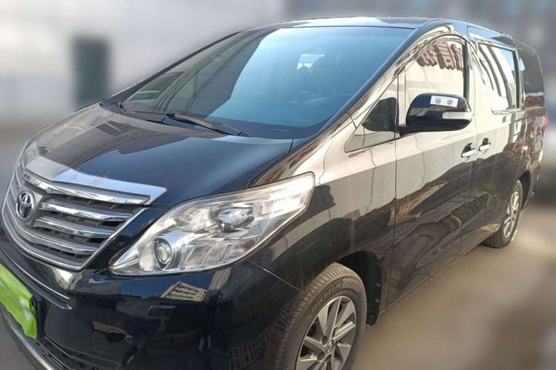 Used Toyota Alphard 2012 3.5L Luxury Edition Front Left 45 Deg