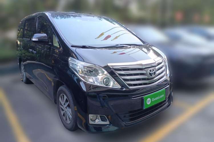 Used Toyota Alphard 2012 3.5L Luxury Edition Front Right 45 Deg