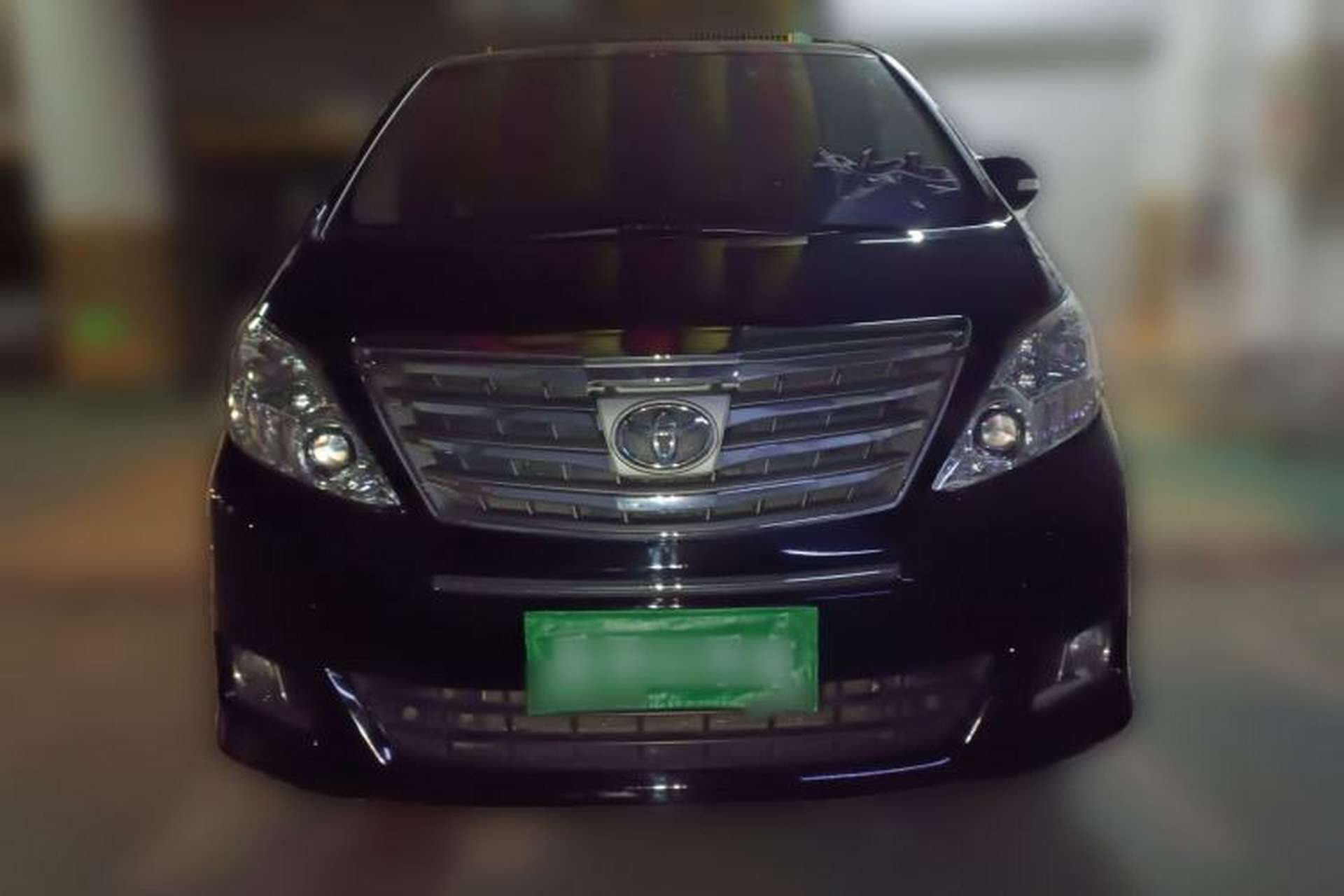 Used Toyota Alphard 2012 2.4L Luxury Edition Front
