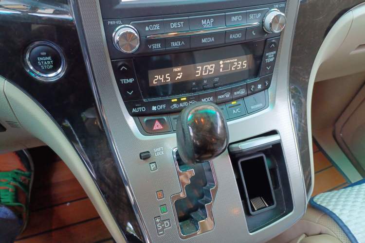 Used Toyota Alphard 2012 3.5L Luxury Edition Gear Lever