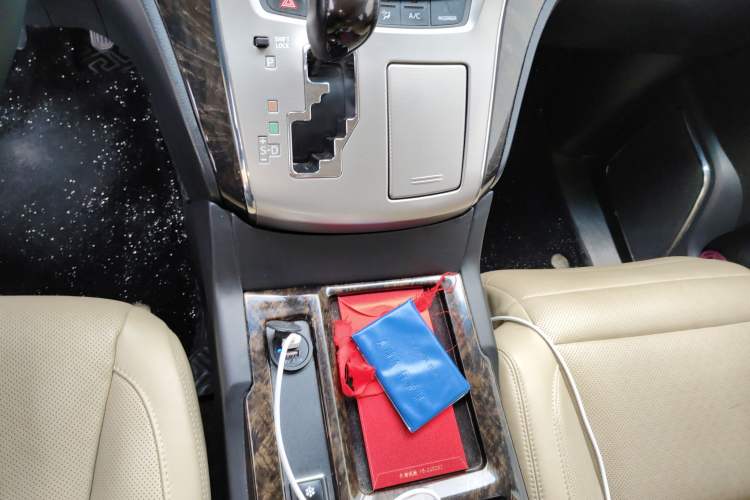 Used Toyota Alphard 2012 3.5L Luxury Edition Gear Lever