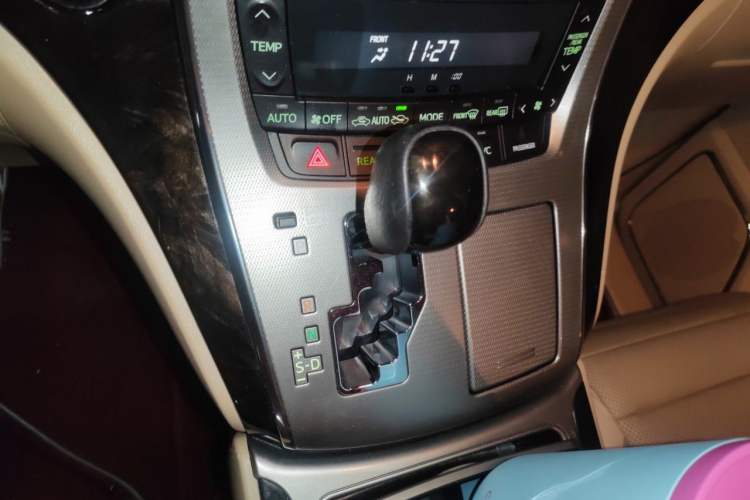 Used Toyota Alphard 2012 3.5L Luxury Edition Gear Lever