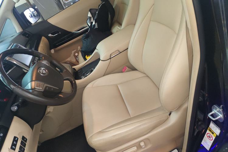 Used Toyota Alphard 2012 3.5L Luxury Edition Left Front Seat