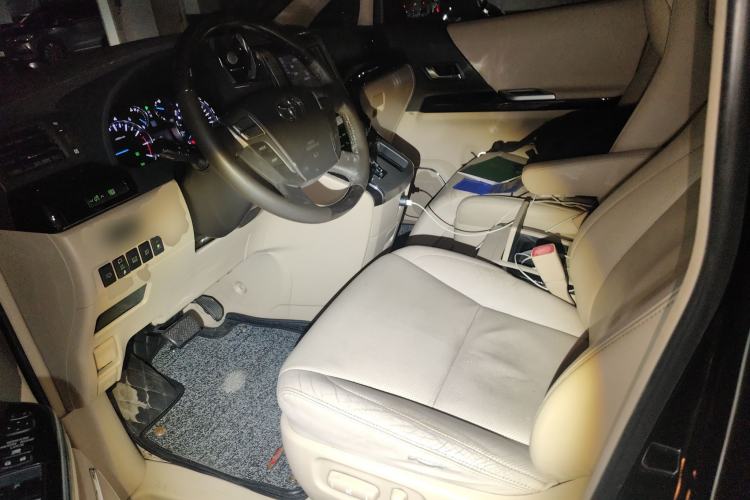Used Toyota Alphard 2012 3.5L Luxury Edition Left Front Seat