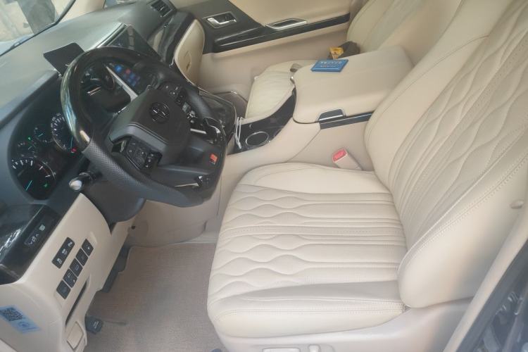 Used Toyota Alphard 2012 3.5L Luxury Edition Left Front Seat