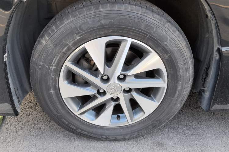 Used Toyota Alphard 2012 3.5L Luxury Edition Left Front Wheel Hub
