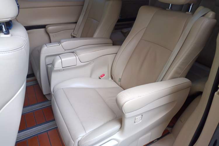Used Toyota Alphard 2012 3.5L Luxury Edition Left Rear Seat