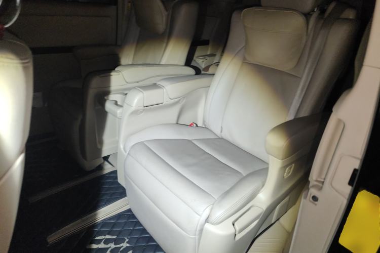 Used Toyota Alphard 2012 3.5L Luxury Edition Left Rear Seat