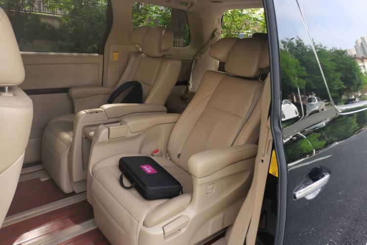 Used Toyota Alphard 2012 3.5L Luxury Edition Left Rear Seat