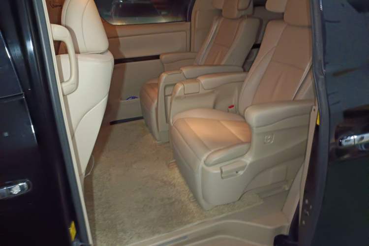 Used Toyota Alphard 2012 2.4L Luxury Edition Left Rear Seat