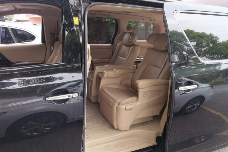 Used Toyota Alphard 2012 3.5L Luxury Edition Left Rear Seat