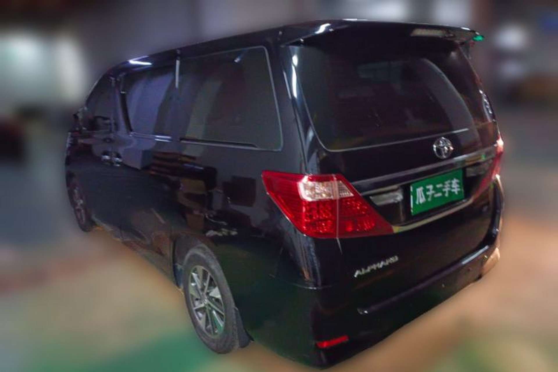 Used Toyota Alphard 2012 2.4L Luxury Edition Rear Left 45 Deg
