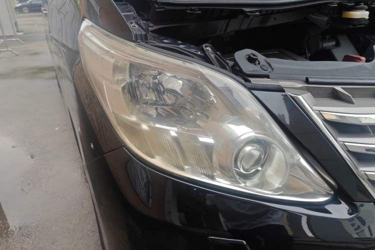 Used Toyota Alphard 2012 3.5L Luxury Edition Right Front Headlight