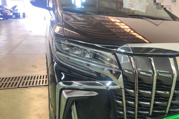 Used Toyota Alphard 2012 3.5L Luxury Edition Right Front Headlight