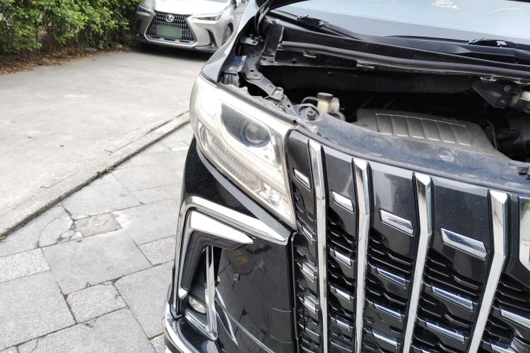 Used Toyota Alphard 2012 3.5L Luxury Edition Right Front Headlight