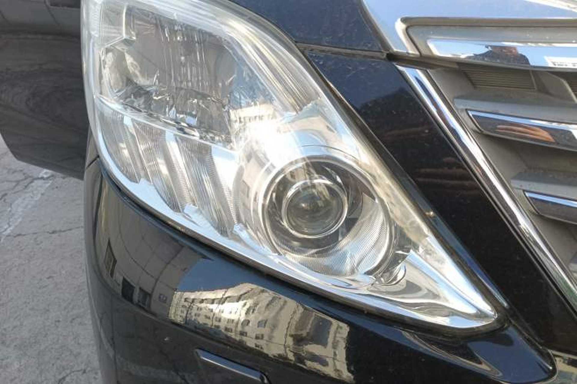 Used Toyota Alphard 2012 3.5L Luxury Edition Right Front Headlight