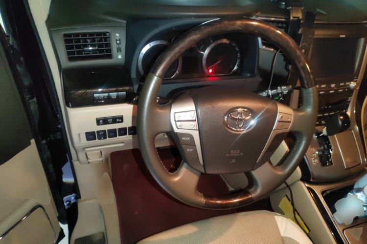 Used Toyota Alphard 2012 3.5L Luxury Edition Steering Wheel