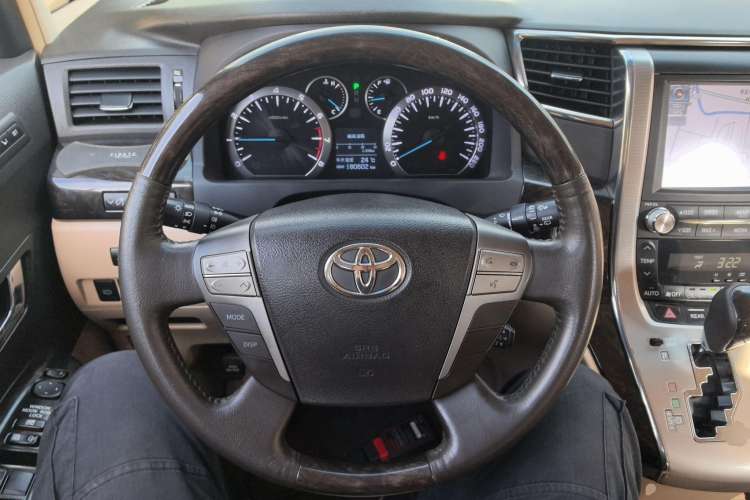 Used Toyota Alphard 2012 3.5L Luxury Edition Steering Wheel