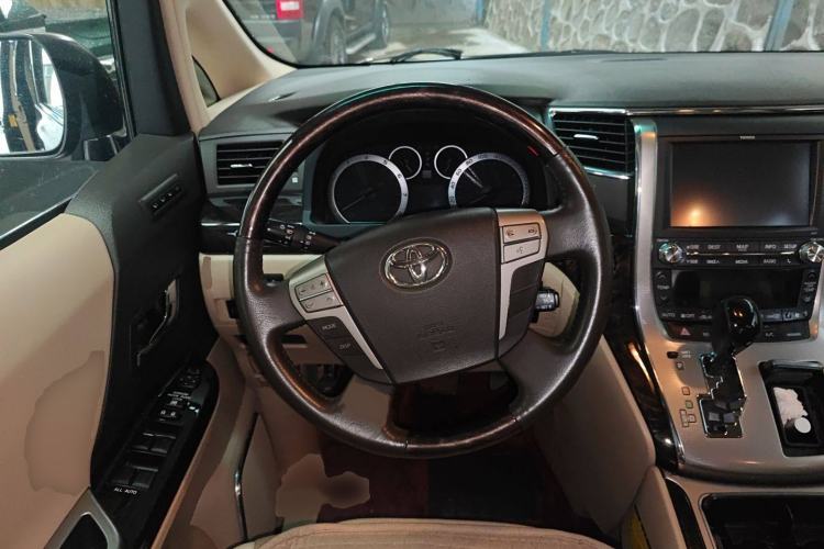 Used Toyota Alphard 2012 3.5L Luxury Edition Steering Wheel