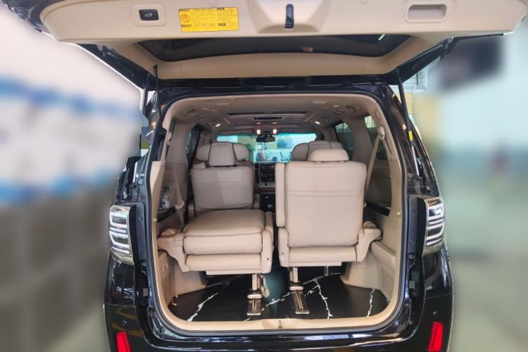 Used Toyota Alphard 2012 3.5L Luxury Edition Trunk
