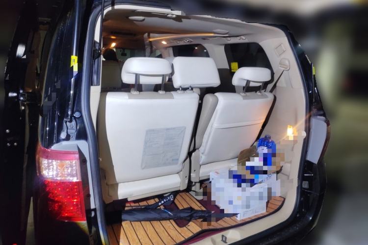 Used Toyota Alphard 2012 3.5L Luxury Edition Trunk