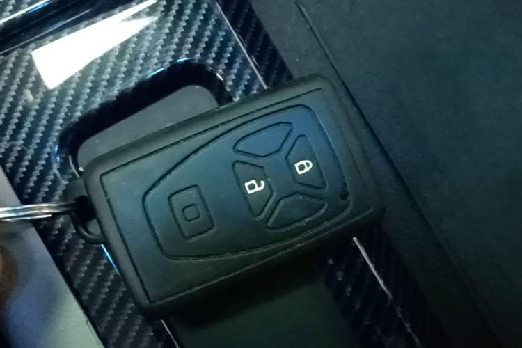 Used Toyota Alphard 2012 3.5L Luxury Edition Vehicle Key