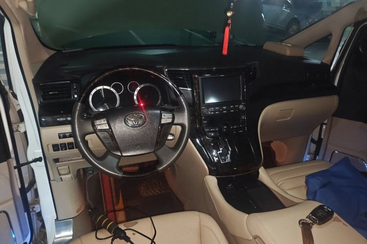 Used Toyota Alphard 2012 3.5L Luxury Edition Center Console