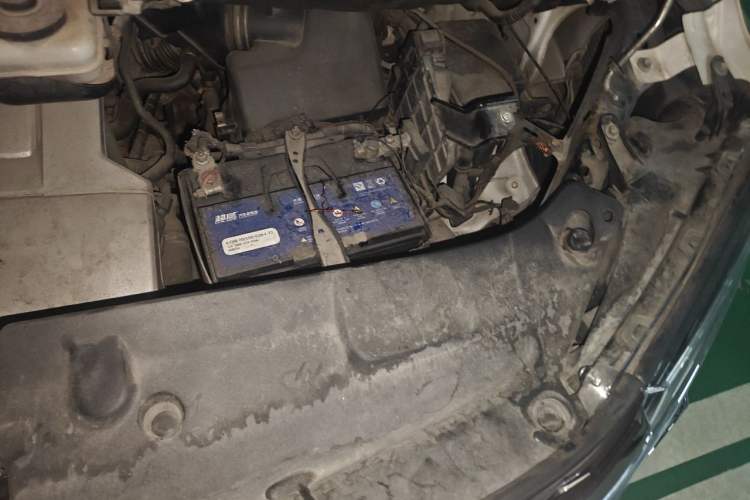 Used Toyota Alphard 2012 3.5L Luxury Edition Engine Bay Left