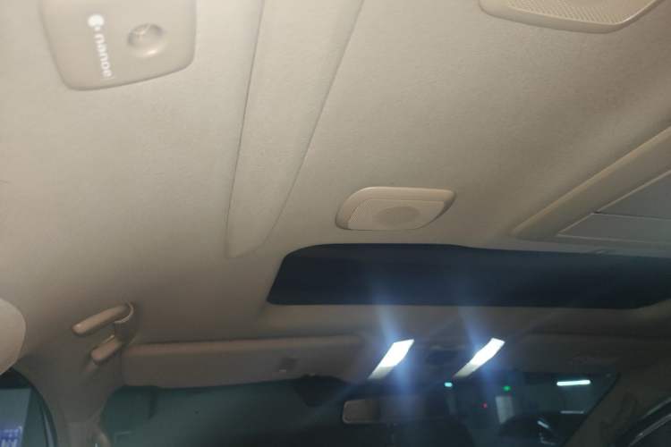 Used Toyota Alphard 2012 3.5L Luxury Edition Headliner