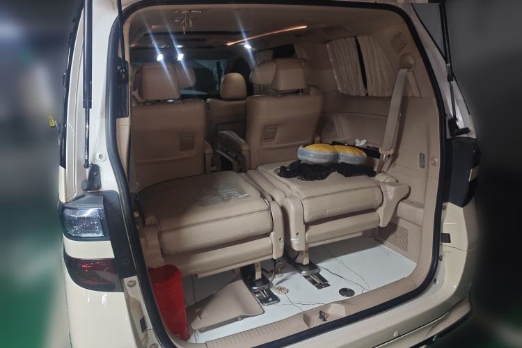 Used Toyota Alphard 2012 3.5L Luxury Edition Trunk