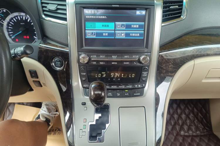 Used Toyota Alphard 2012 3.5L Luxury Edition Audio And AC Panel