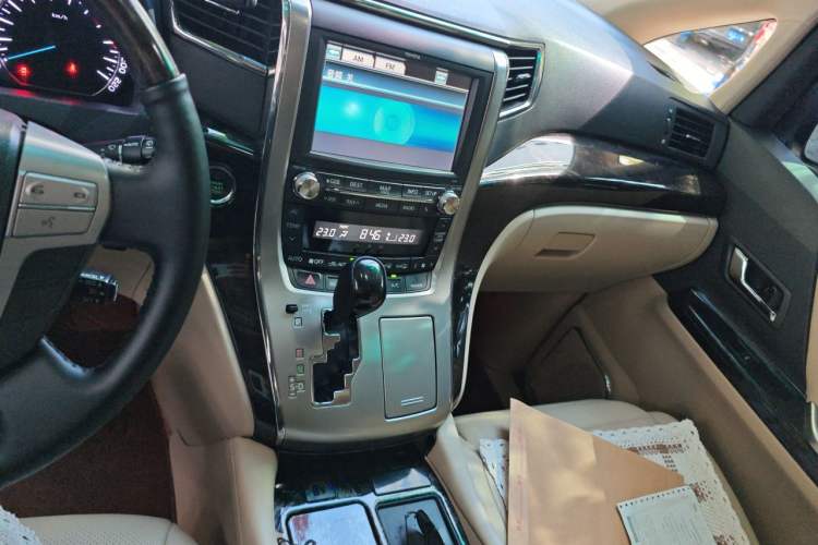 Used Toyota Alphard 2012 3.5L Luxury Edition Audio And AC Panel