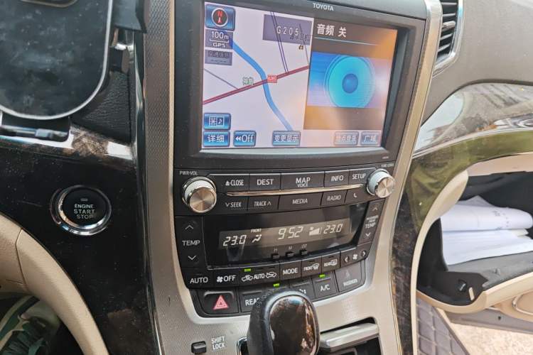 Used Toyota Alphard 2012 3.5L Luxury Edition Audio And AC Panel