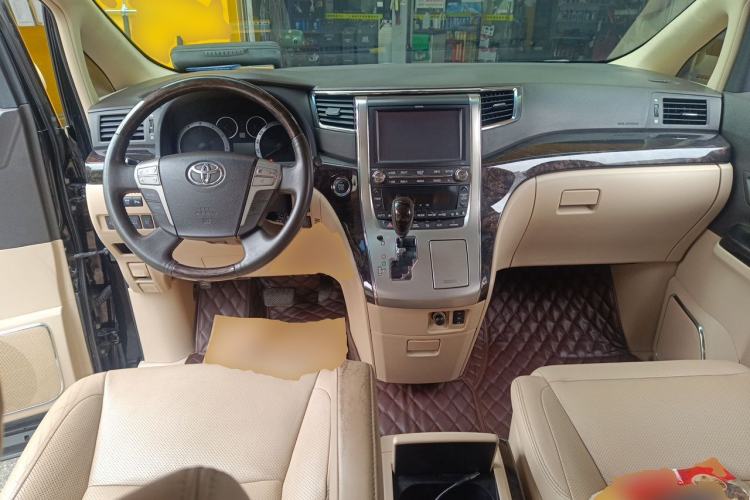 Used Toyota Alphard 2012 3.5L Luxury Edition Center Console