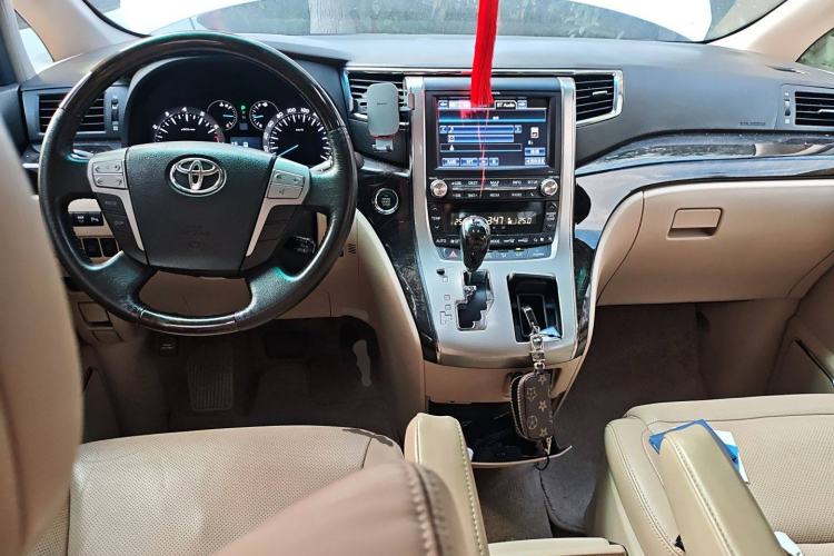 Used Toyota Alphard 2012 3.5L Luxury Edition Center Console