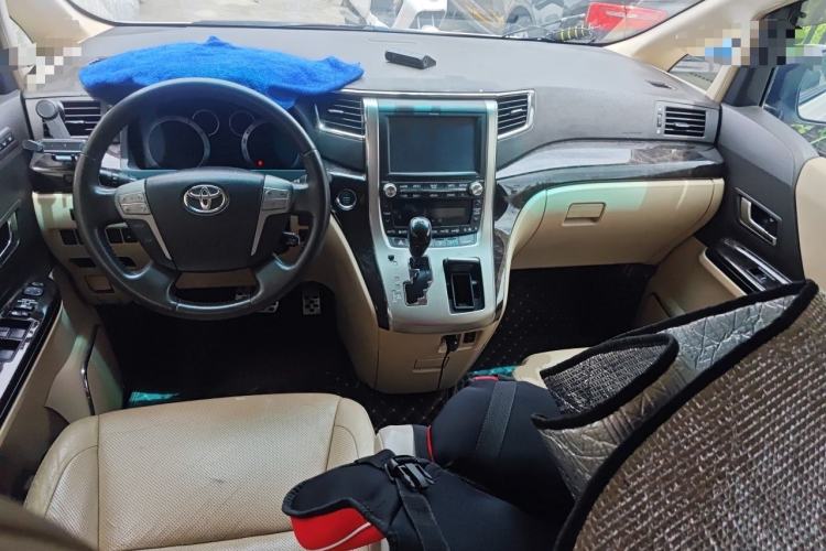 Used Toyota Alphard 2012 3.5L Luxury Edition Center Console